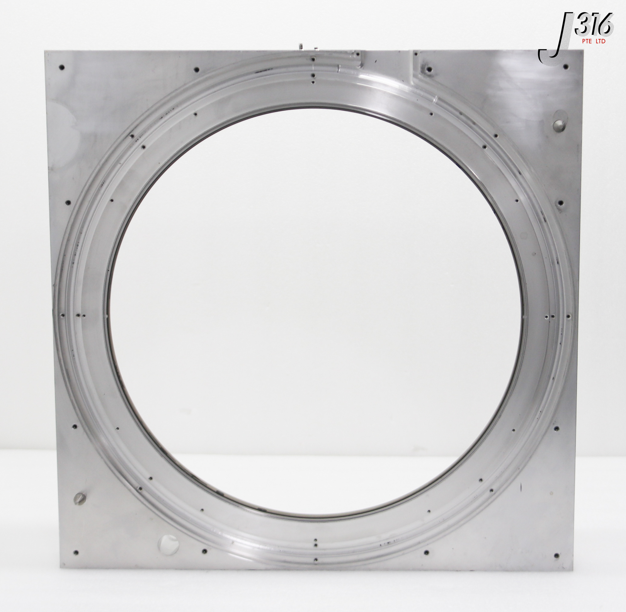 その他 p_n 36685 LAM RESEARCH METAL ETCH PLD/LD GAS DIST 300MM W/ GRV HTR 715